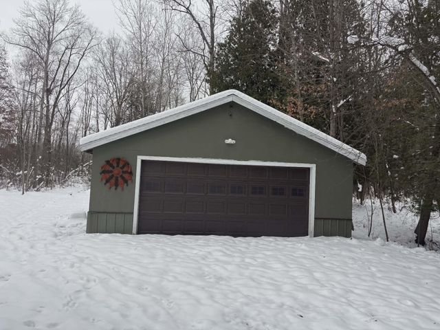 22820 Northland Drive, Paris, MI 49338