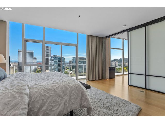 1221 Sw 10TH Ave 1803, Portland, OR 97205