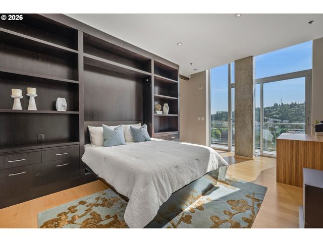 1221 Sw 10TH Ave 1803, Portland, OR 97205