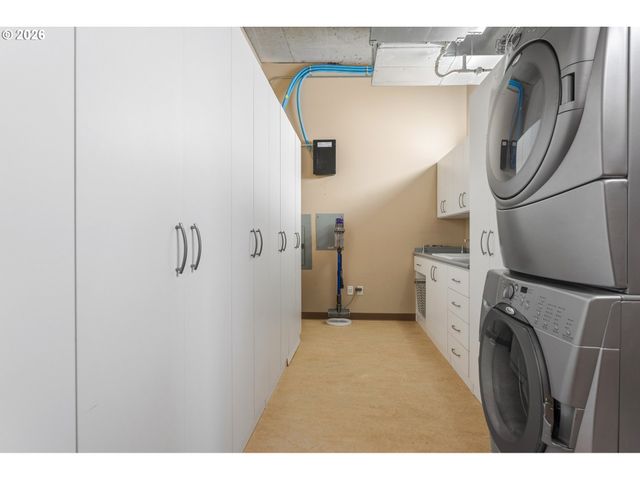 1221 Sw 10TH Ave 1803, Portland, OR 97205