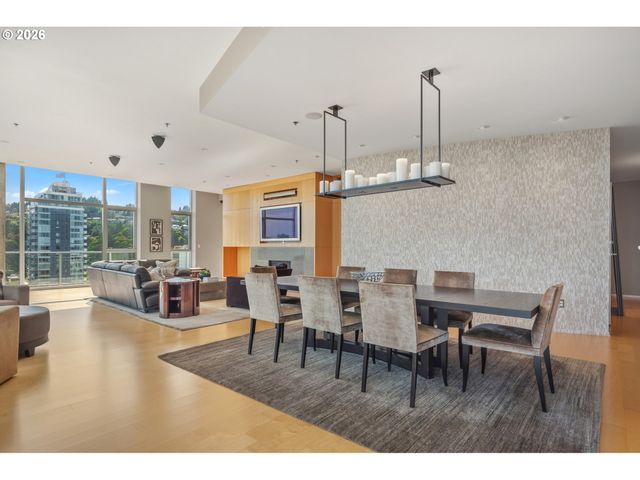 1221 Sw 10TH Ave 1803, Portland, OR 97205