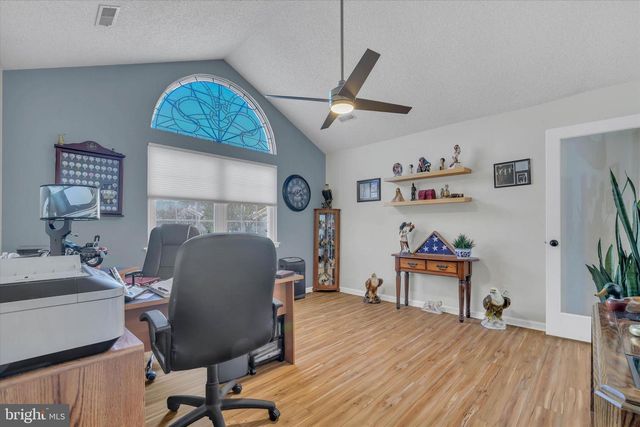 483 CEDAR HOLLOW DR, Yardley, PA 19067