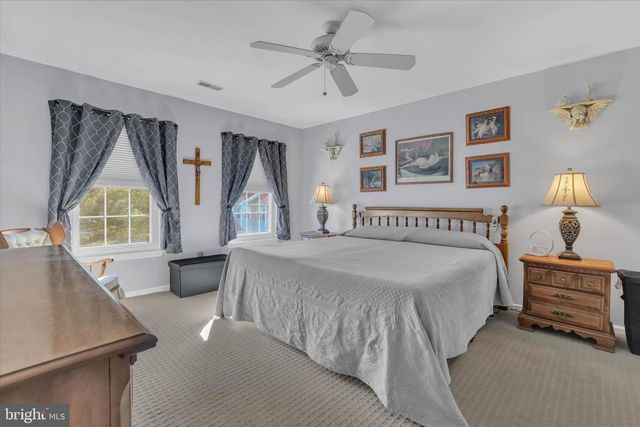 483 CEDAR HOLLOW DR, Yardley, PA 19067