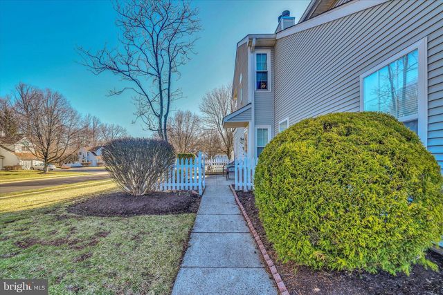 483 CEDAR HOLLOW DR, Yardley, PA 19067