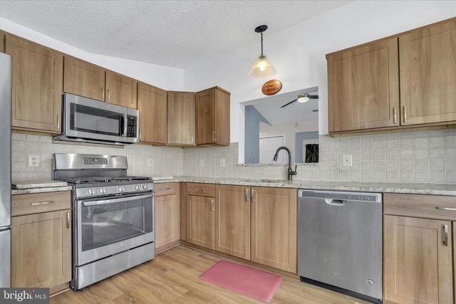 483 CEDAR HOLLOW DR, Yardley, PA 19067