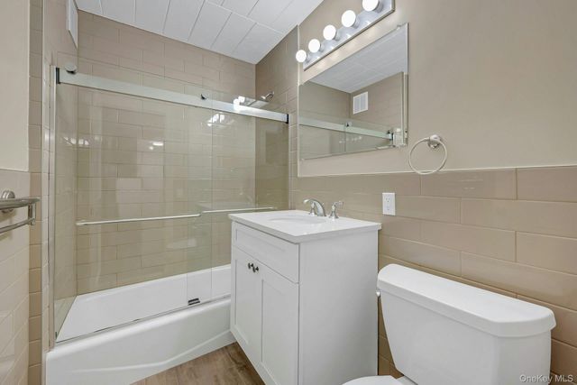 505 White Plains Road 1D, Eastchester, NY 10709