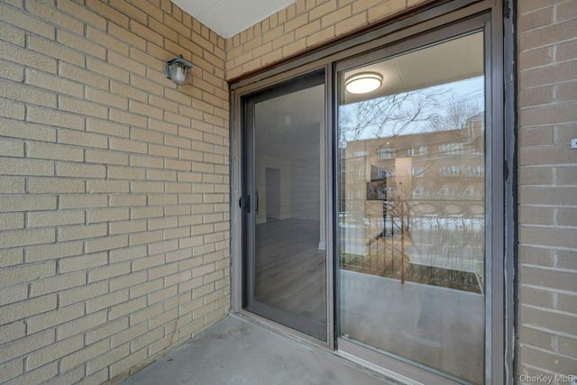 505 White Plains Road 1D, Eastchester, NY 10709