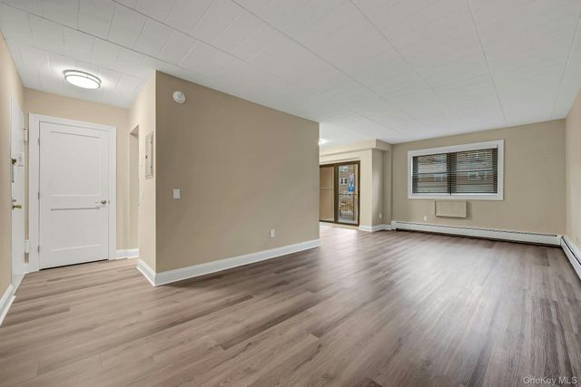 505 White Plains Road 1D, Eastchester, NY 10709