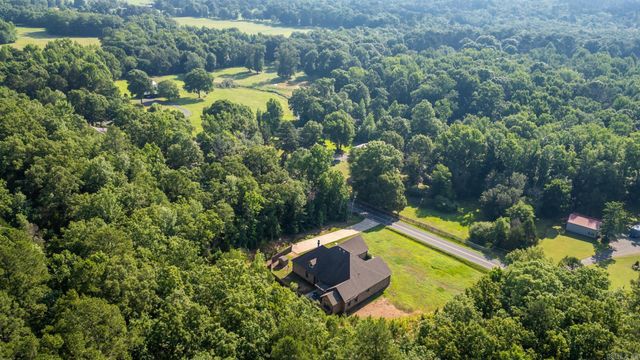 157 Hidden Valley Drive, Conway, AR 72032