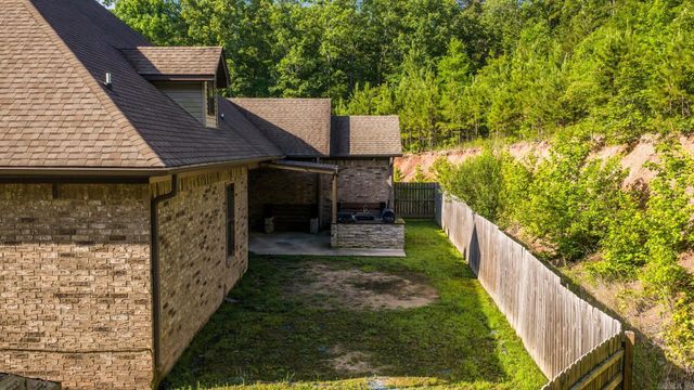 157 Hidden Valley Drive, Conway, AR 72032