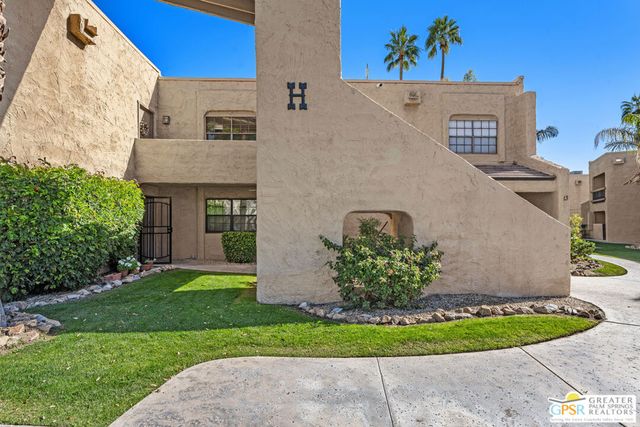 5300 E Waverly Drive H11, Palm Springs, CA 92264