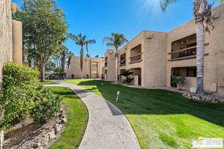 5300 E Waverly Drive H11, Palm Springs, CA 92264