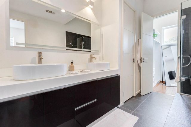 4115 Chartres Street, Houston, TX 77004