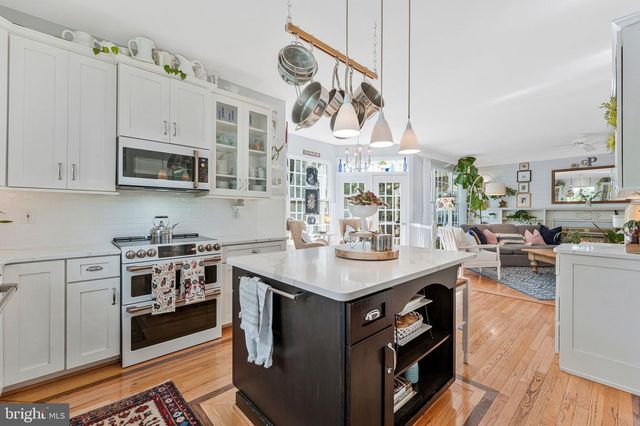 25496 HEATHFIELD CIR, Chantilly, VA 20152
