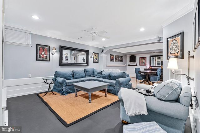 25496 HEATHFIELD CIR, Chantilly, VA 20152