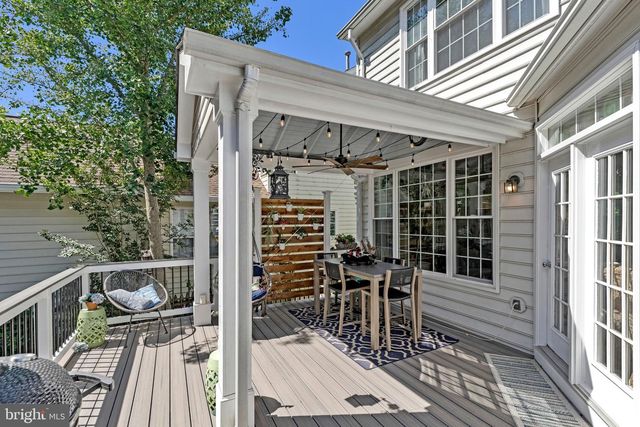 25496 HEATHFIELD CIR, Chantilly, VA 20152