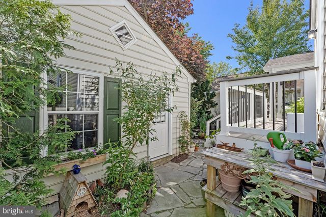25496 HEATHFIELD CIR, Chantilly, VA 20152