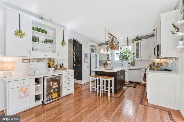 25496 HEATHFIELD CIR, Chantilly, VA 20152