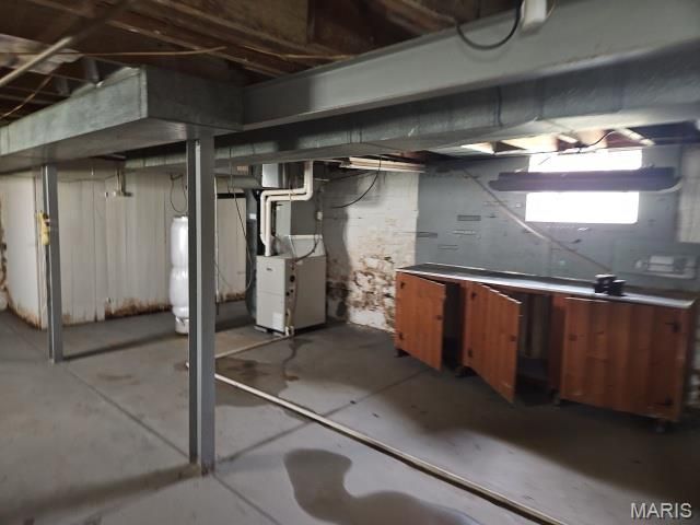 8917 Lucerne Court, St Louis, MO 63136