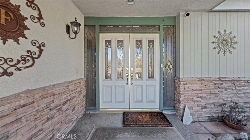 Image 3 of property listing at 2503 San Andres, Claremont, CA 91711