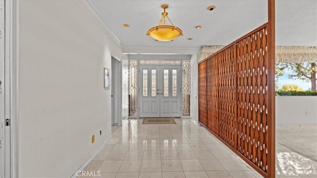 Image 5 of property listing at 2503 San Andres, Claremont, CA 91711