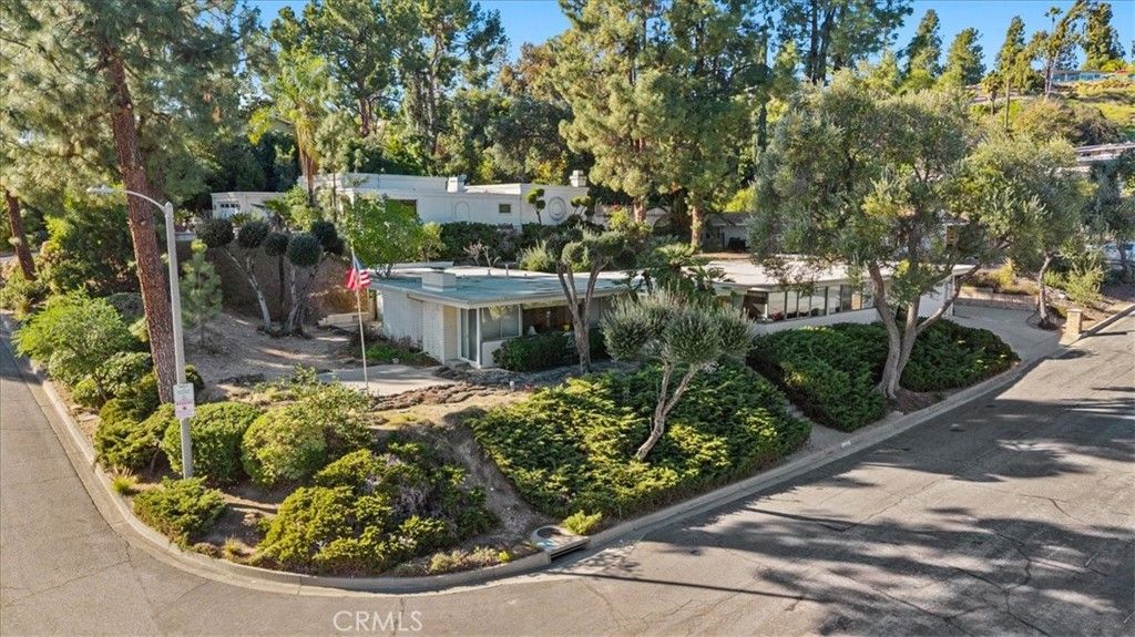 Image 50 of property listing at 2503 San Andres, Claremont, CA 91711