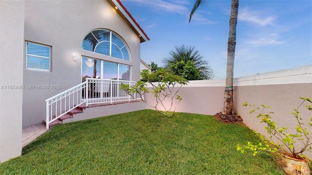 14633 SW 132nd Avenue, Miami, FL 33186