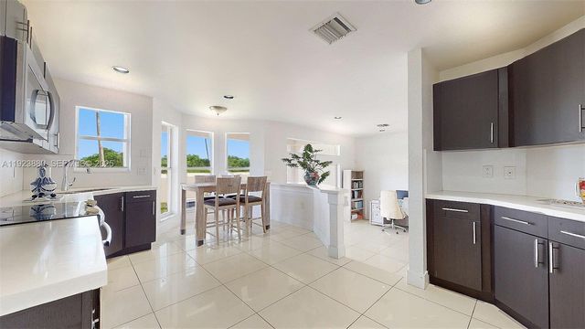 14633 SW 132nd Avenue, Miami, FL 33186