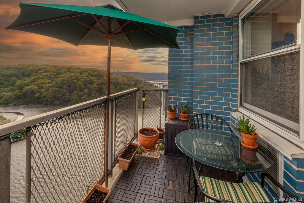 2400 Johnson Avenue 12F, Bronx, NY 10463 — photo 4