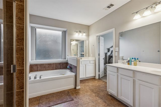 116 Lakehill Court, Hickory Creek, TX 75065