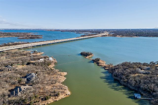 116 Lakehill Court, Hickory Creek, TX 75065