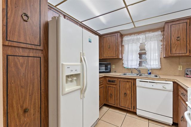 6101 RED GRANGE BOULEVARD, Indian Lake Estates, FL 33855