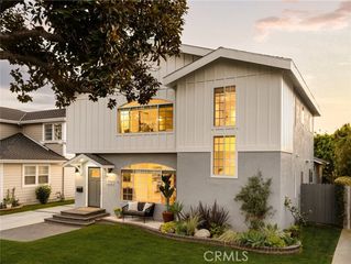 7737 Denrock, Westchester (los Angeles), CA 90045