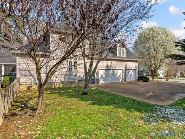 3306 Kings Farm Dr, Midlothian, VA 23113