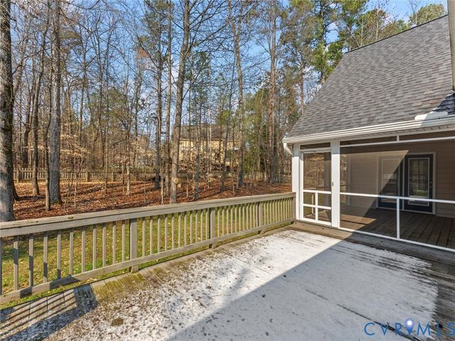 3306 Kings Farm Dr, Midlothian, VA 23113