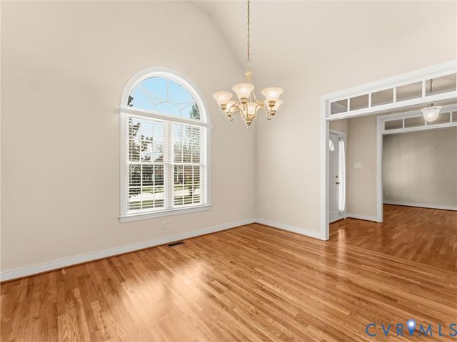 3306 Kings Farm Dr, Midlothian, VA 23113