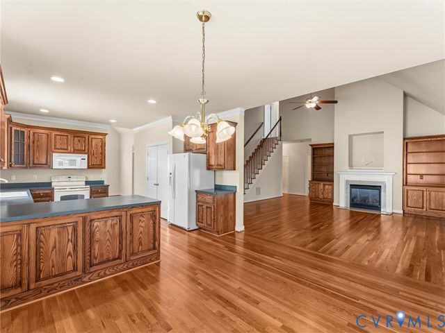 3306 Kings Farm Dr, Midlothian, VA 23113