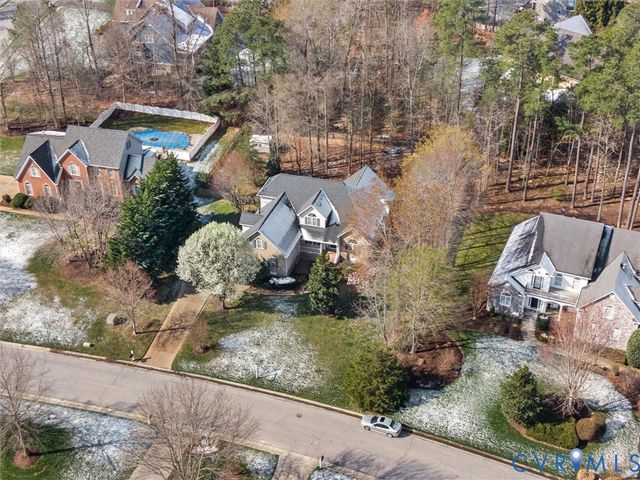 3306 Kings Farm Dr, Midlothian, VA 23113