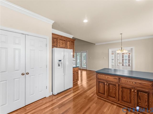 3306 Kings Farm Dr, Midlothian, VA 23113