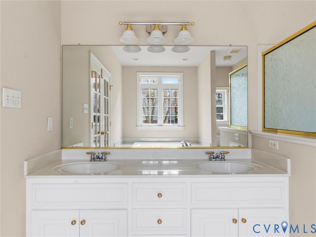 3306 Kings Farm Dr, Midlothian, VA 23113