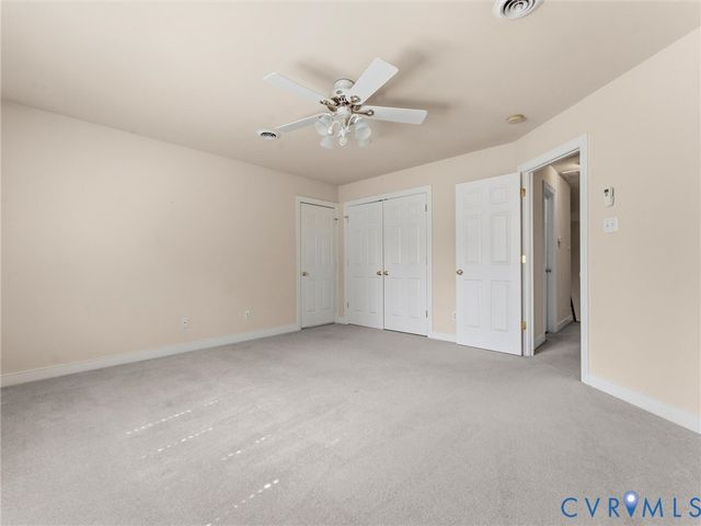 3306 Kings Farm Dr, Midlothian, VA 23113