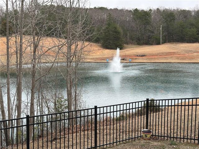 142 Putt Putt Lane, New London, NC 28127