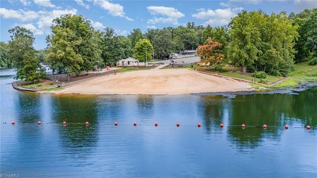 142 Putt Putt Lane, New London, NC 28127