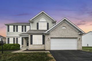 196 Fox Glen Drive E, Pickerington, OH 43147