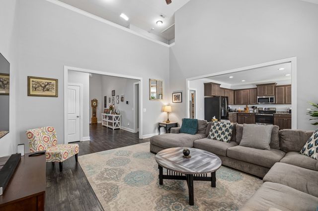 418 Tessa Ct, Murfreesboro, TN 37128
