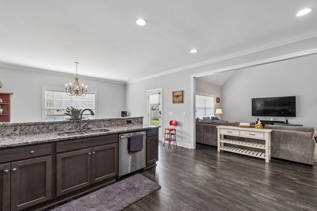 418 Tessa Ct, Murfreesboro, TN 37128