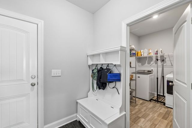 418 Tessa Ct, Murfreesboro, TN 37128