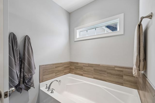 418 Tessa Ct, Murfreesboro, TN 37128