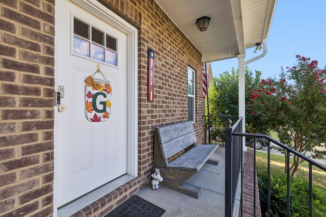 418 Tessa Ct, Murfreesboro, TN 37128