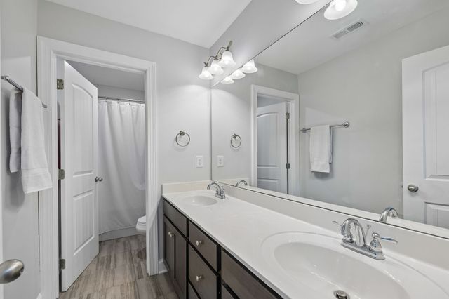 418 Tessa Ct, Murfreesboro, TN 37128